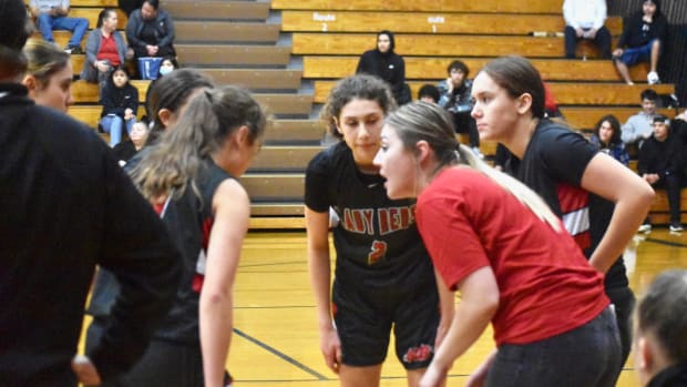 2022-23 Washington girls basketball: Neah Bay at Chief Leschi